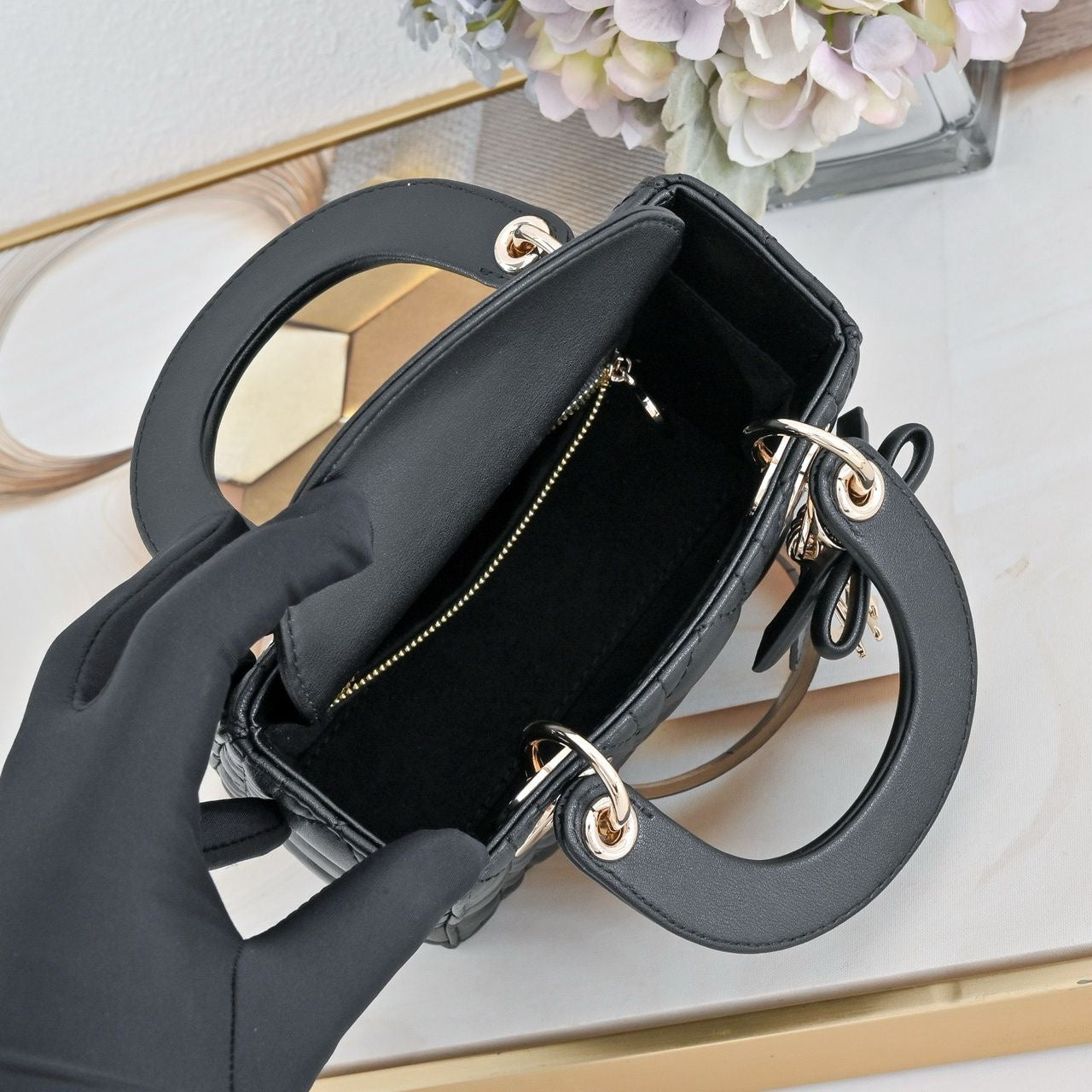 Premium Mirror Quality Quilted Leather Lady Bags with Gold Hardware