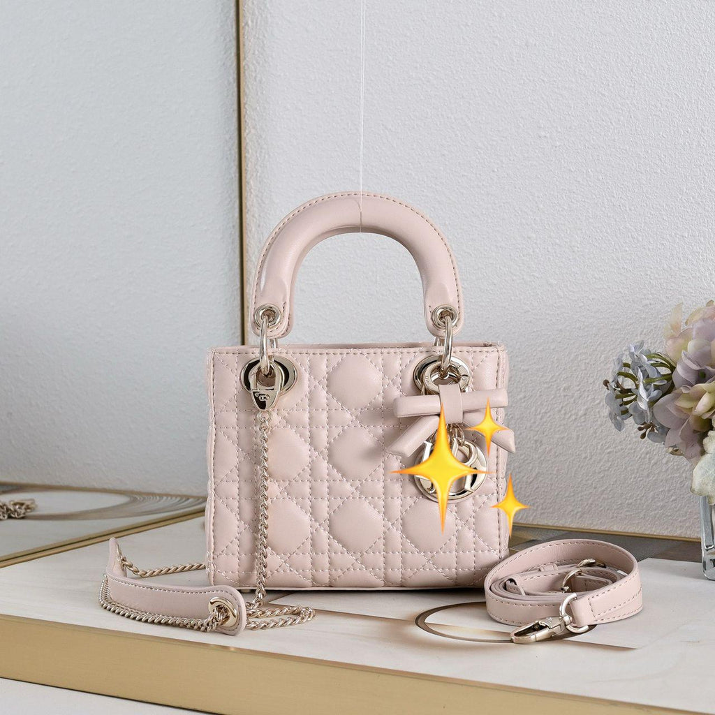 Premium Mirror Quality Quilted Leather Lady Bags with Gold Hardware