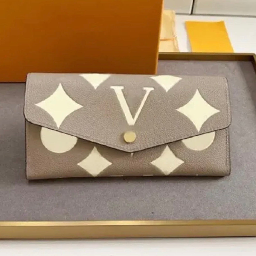 Premium Mirror Quality Sarah Style wallet Classic Pattern
