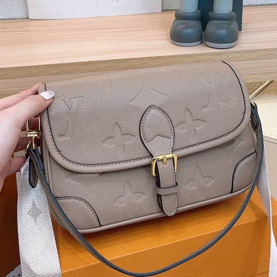 Premium Mirror Quality Diane Shoulder Bags