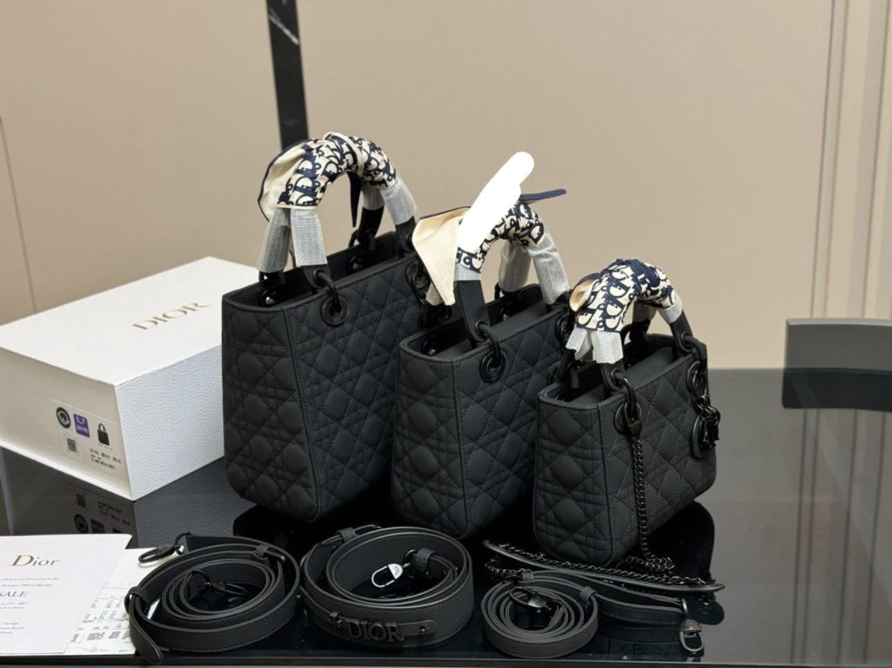 Premium Mirror Quality Lady Bags with matching hardware